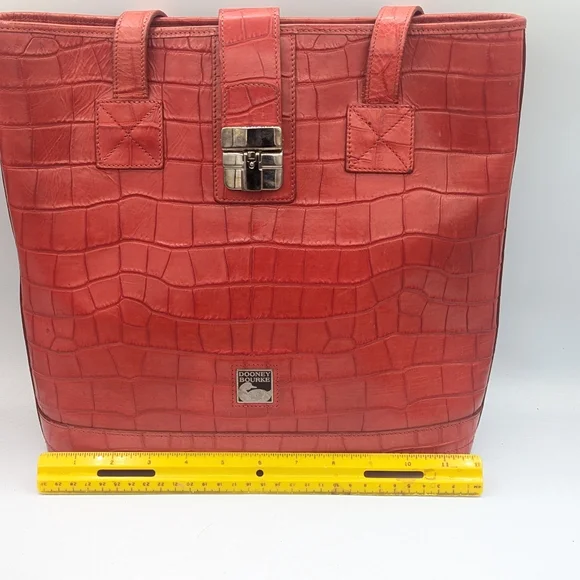 DOONEY & BOURKE Red Leather Vintage Embossed Croc Tote Shoulder Bag USA - Picture 8 of 15
